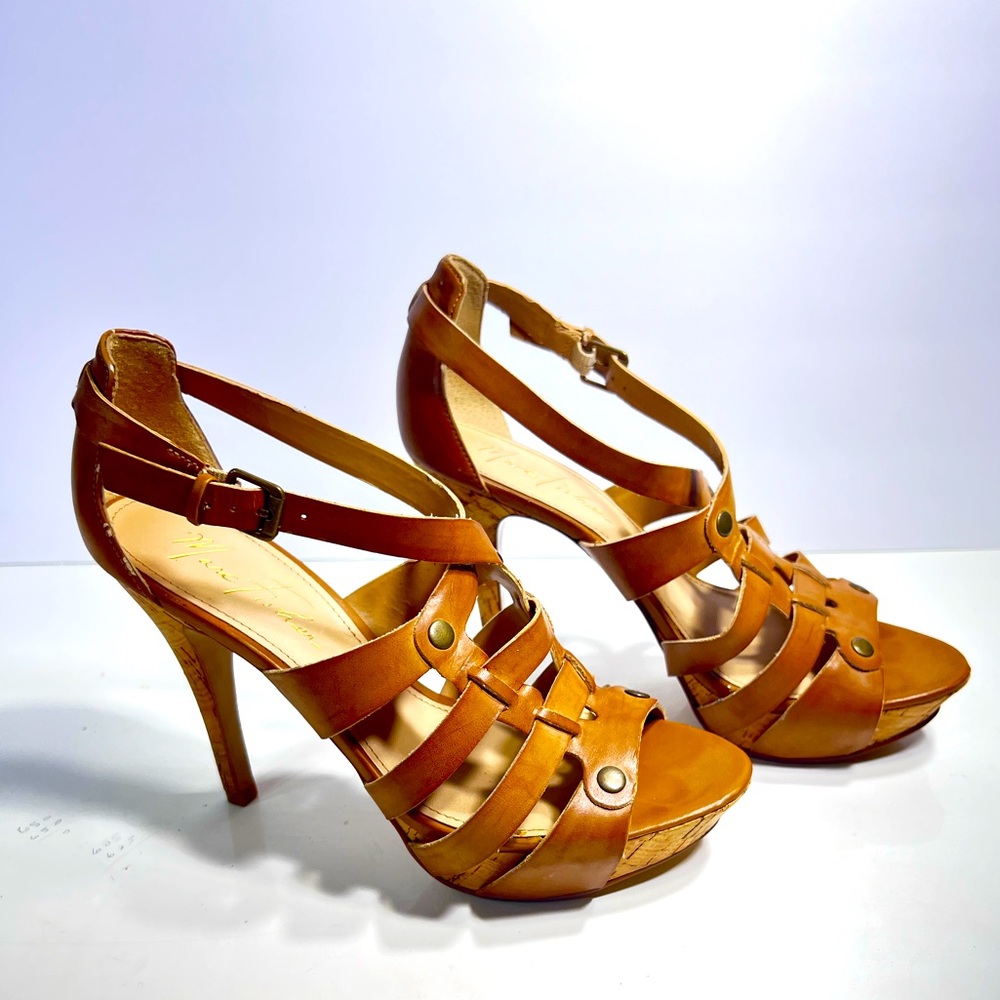 MARC FISHER-PLATFORM HEELS